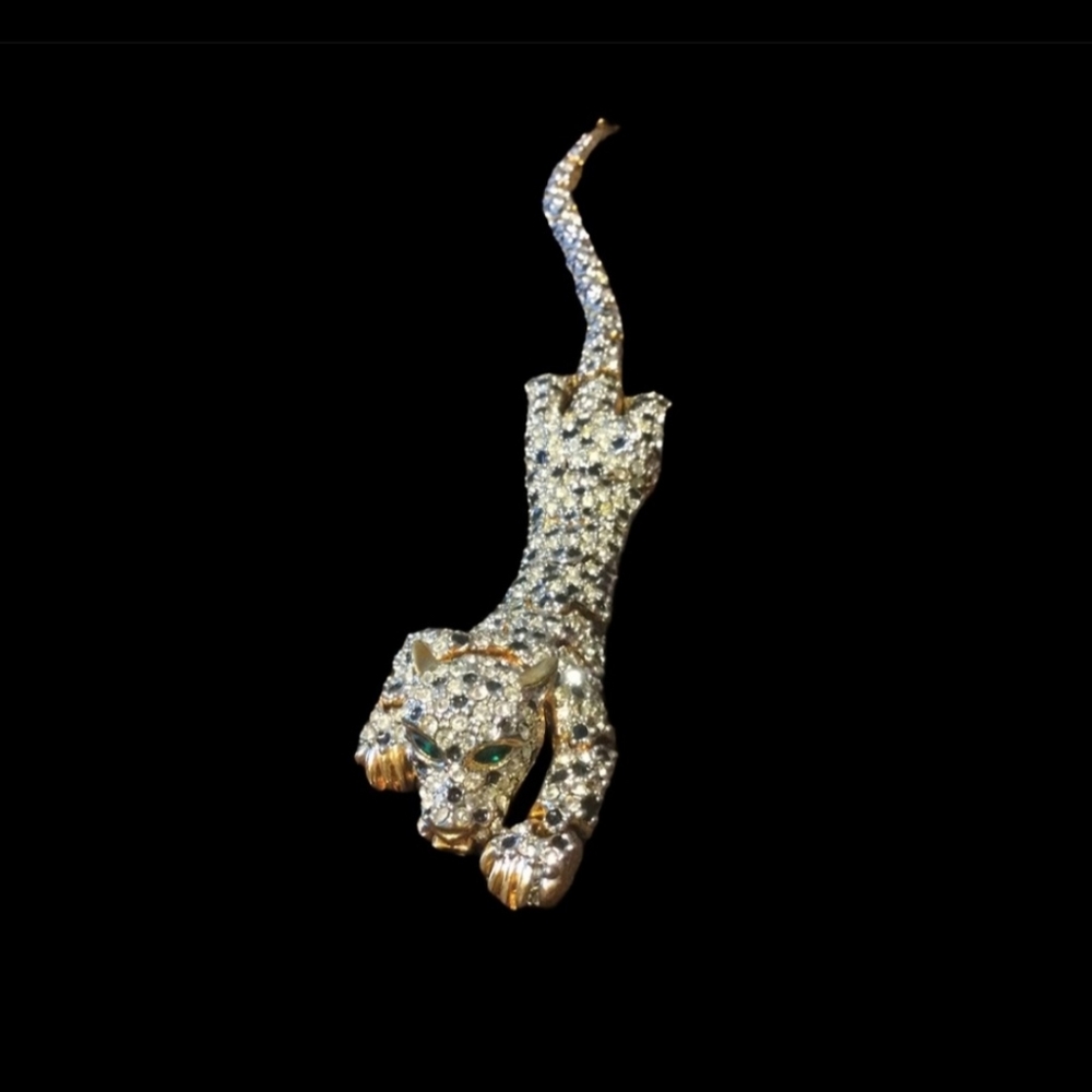 Vintage rhinestone Jaguar Bracelet..NWOT